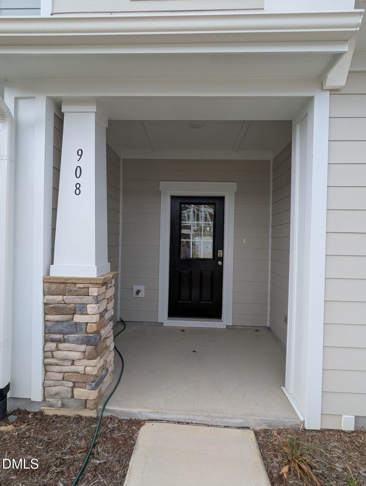 908 Kensley Grv Lane Fuquay-Varina, NC 27526 - Photo 3 of 37