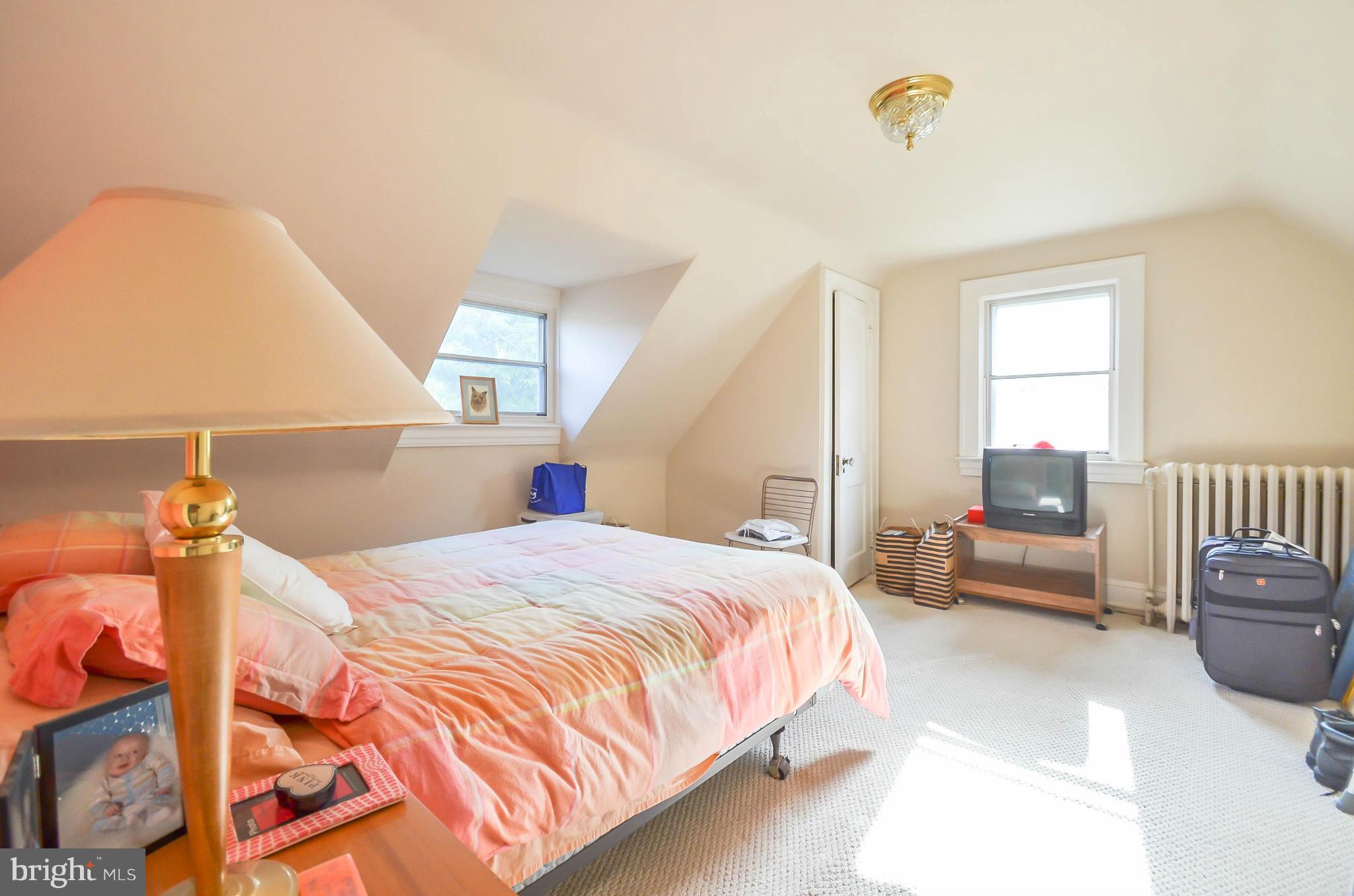3917 Keswick Road Baltimore, MD 21211 - Photo 21 of 28 Bedroom
