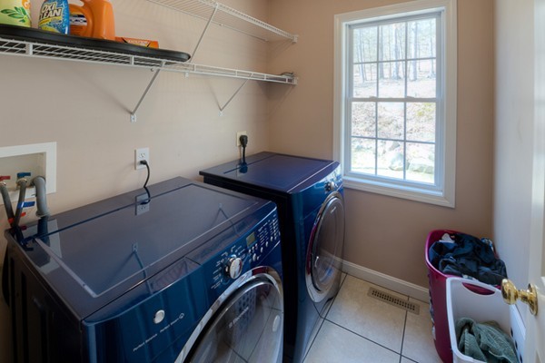 341 Monson Turnpike Road Ware, MA 01082 - Photo 16 of 30