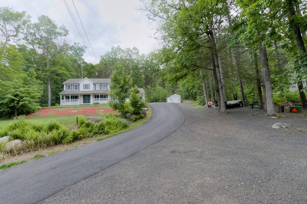 341 Monson Turnpike Road Ware, MA 01082 - Photo 5 of 30