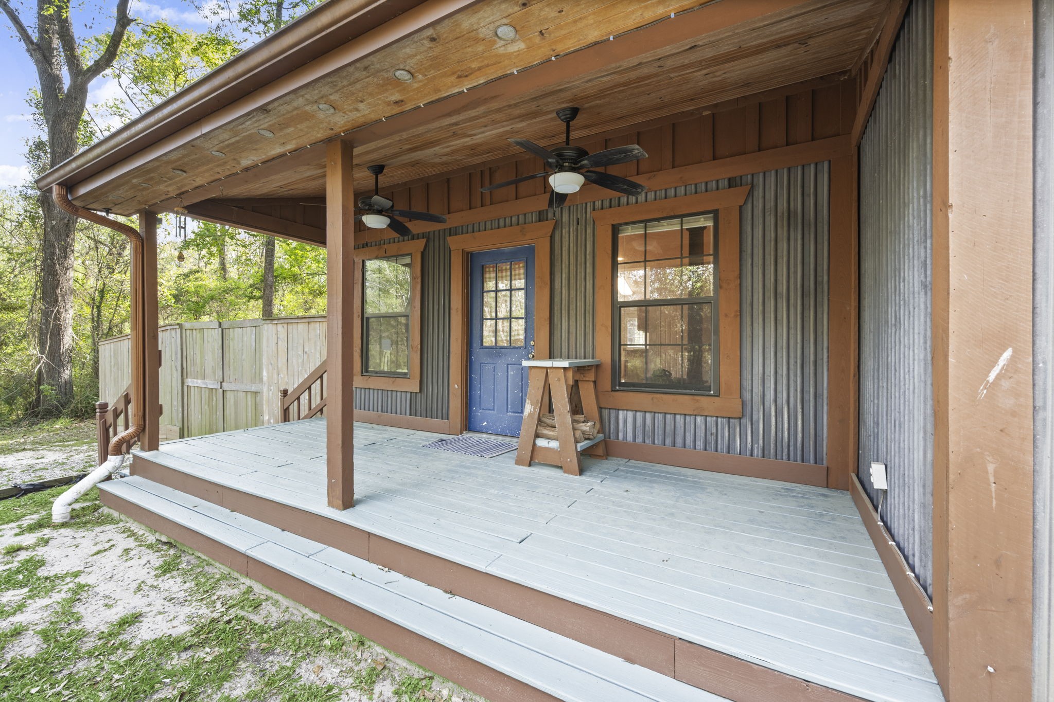 12991 Royal Creek Road Conroe, TX 77303 - Photo 4 of 42