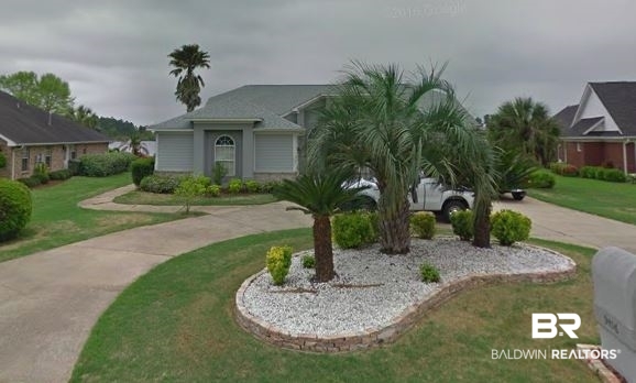 9456 Lakeview Drive Foley, AL 36535 - Photo 19 of 31 Front Drive Way