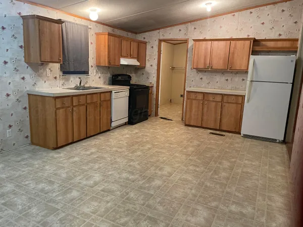 $123,900 | 401 North Grace Street, Stratford, TX 79084