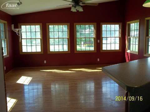 4350 South Genesee Road Grand Blanc, MI 48439 - Photo 8 of 15 20421156-7.JPG