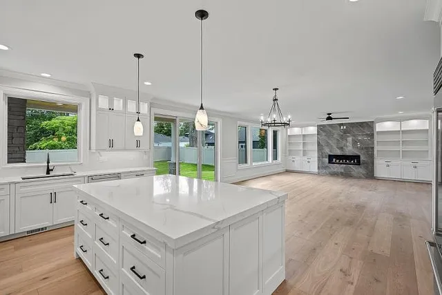 $2,099,000 | 2182 Buckingham Avenue, Birmingham, MI 48009