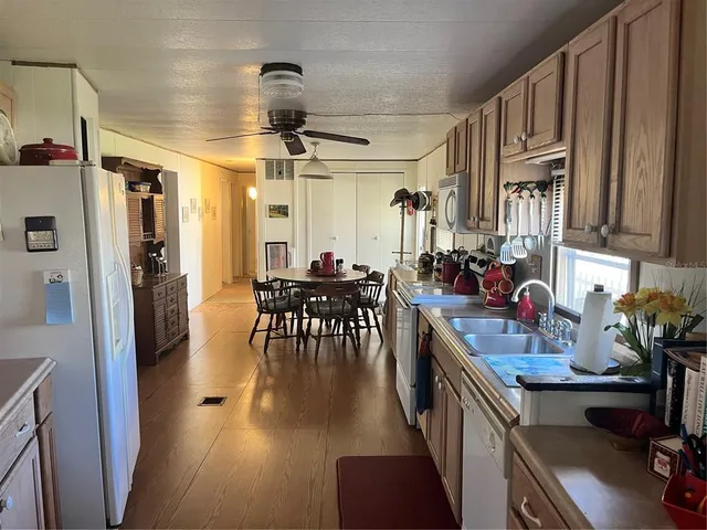 $90,000 | 5316 53rd Avenue East, Unit A43, Bradenton, FL 34203