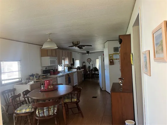 $90,000 | 5316 53rd Avenue East, Unit A43, Bradenton, FL 34203