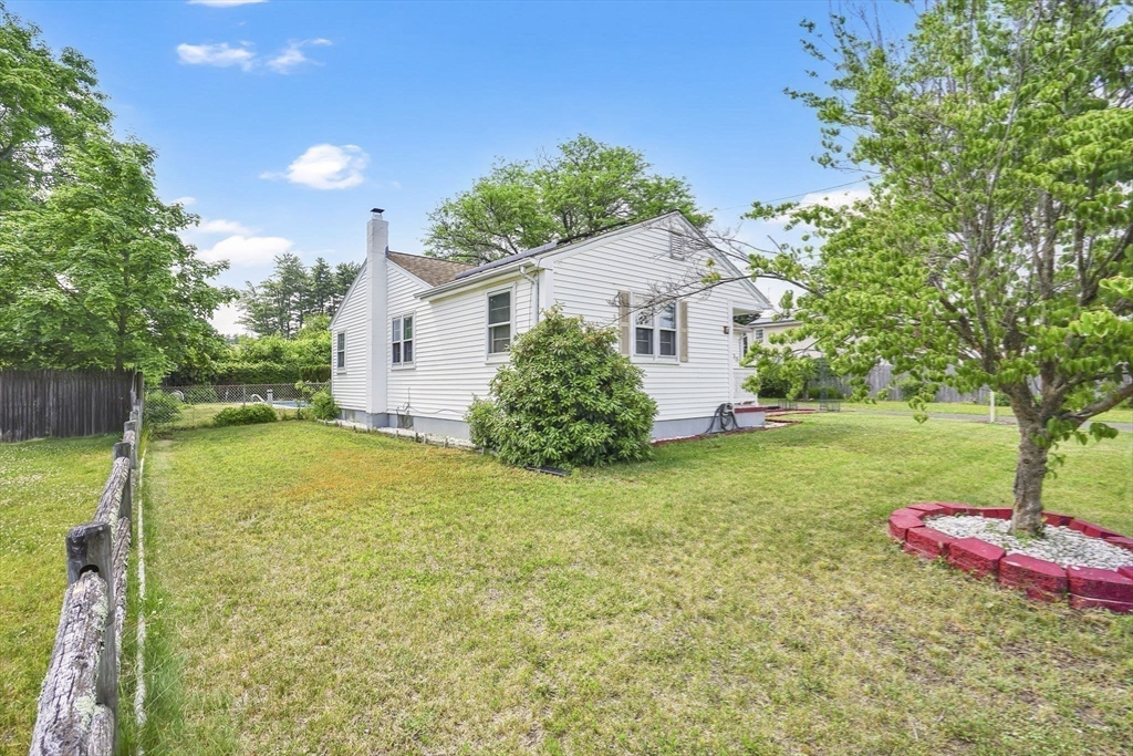 135 Bulat Drive Springfield, MA 01129 - Photo 25 of 42