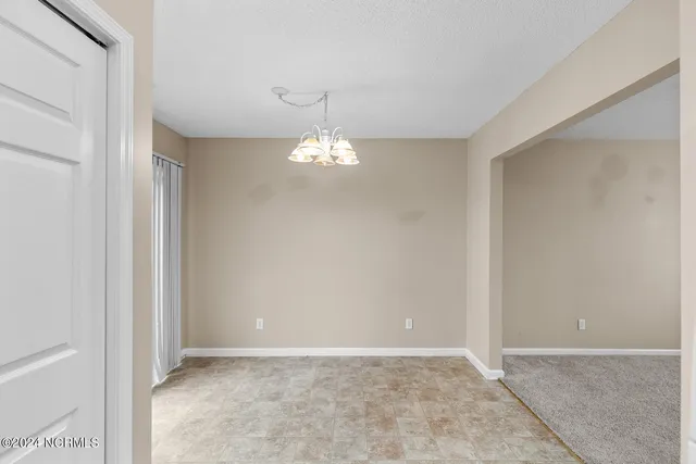 $1,250 | 94 Century Court, Swansboro, NC 28584