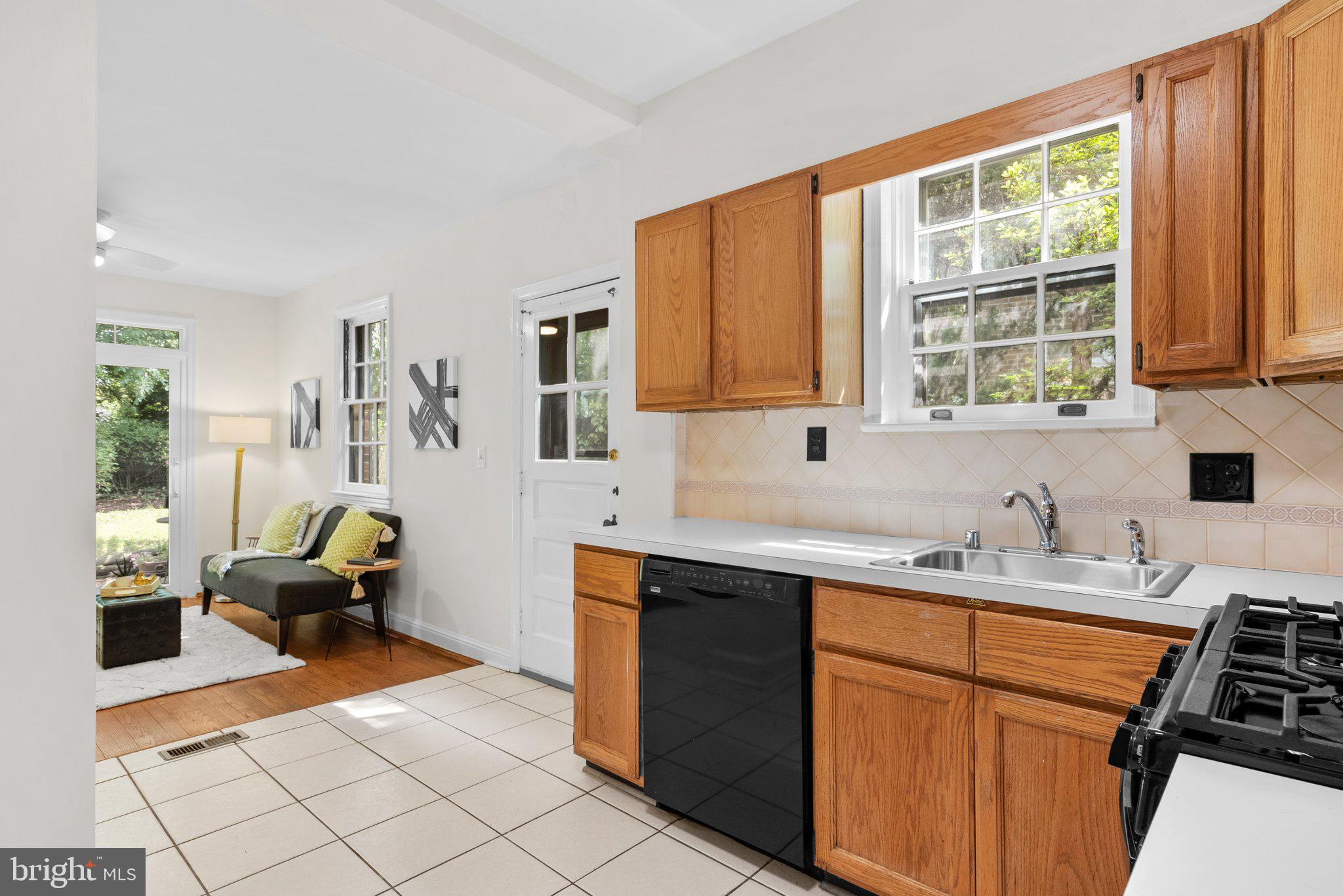 524 Ashford Road Silver Spring, MD 20910 - Photo 13 of 50 Gallery Image 13