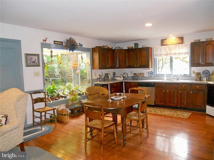 515 Springbrook Lane Wayne, PA 19087 - Photo 4 of 16