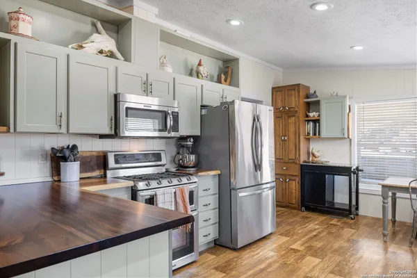 $375,000 | 138 Spanish Oak Trail, Harper, TX 78631