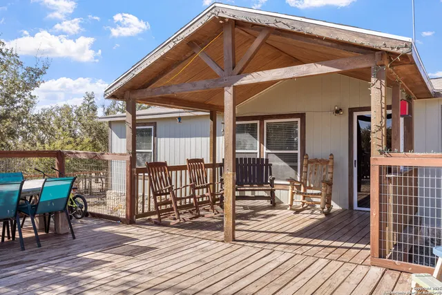 $390,000 | 138 Spanish Oak Trail, Harper, TX 78631