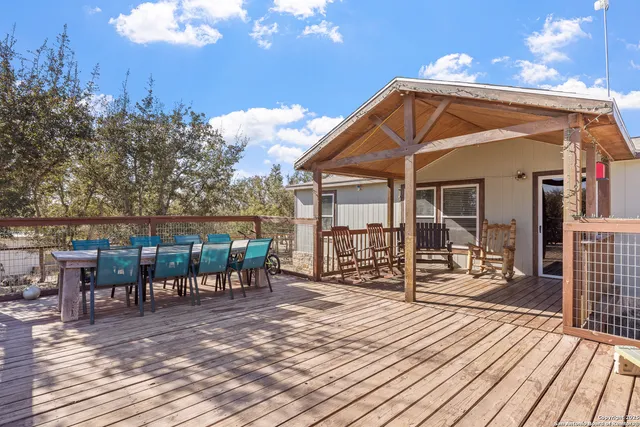 $390,000 | 138 Spanish Oak Trail, Harper, TX 78631