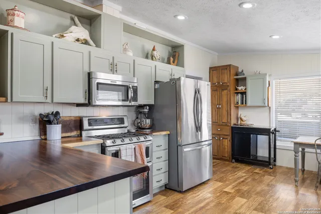 $390,000 | 138 Spanish Oak Trail, Harper, TX 78631