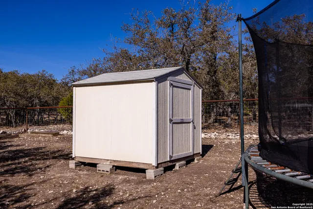 $390,000 | 138 Spanish Oak Trail, Harper, TX 78631