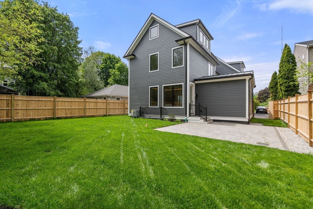 30 Keefe Avenue, Unit 30 Newton, MA 02464 - Photo 33 of 38