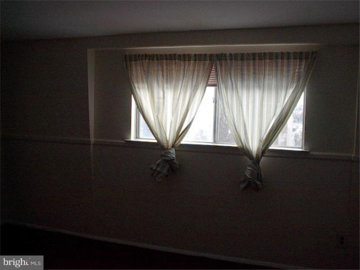 10802 Stevens Road Philadelphia, PA 19116 - Photo 8 of 9 Gallery Image 8