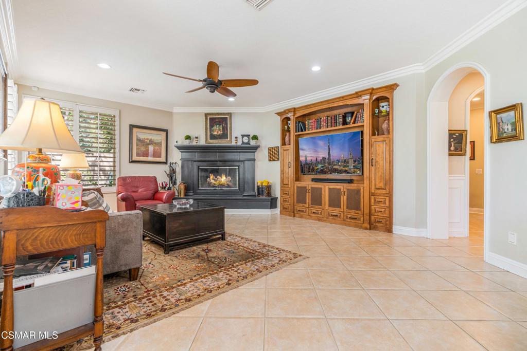 669 Noble Road Simi Valley, CA 93065 - Photo 24 of 71