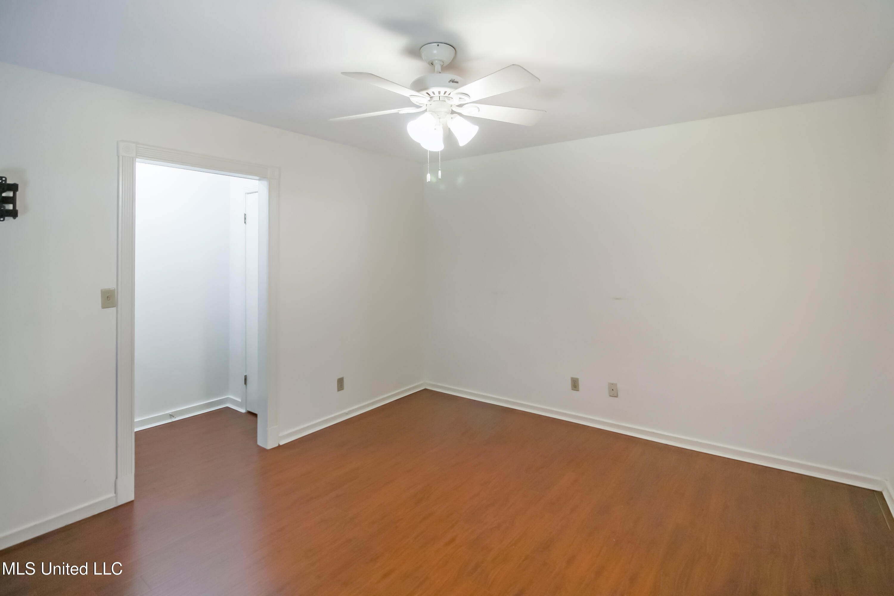 5025 Wayneland Drive, Unit G5 Jackson, MS 39211 - Photo 19 of 22 IMG_6819