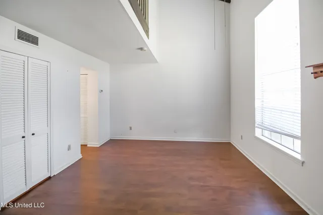 $90,000 | 5025 Wayneland Drive, Unit G5, Jackson, MS 39211