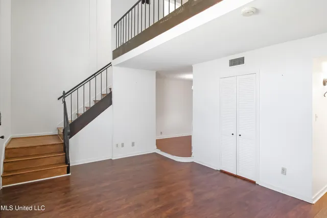 $90,000 | 5025 Wayneland Drive, Unit G5, Jackson, MS 39211