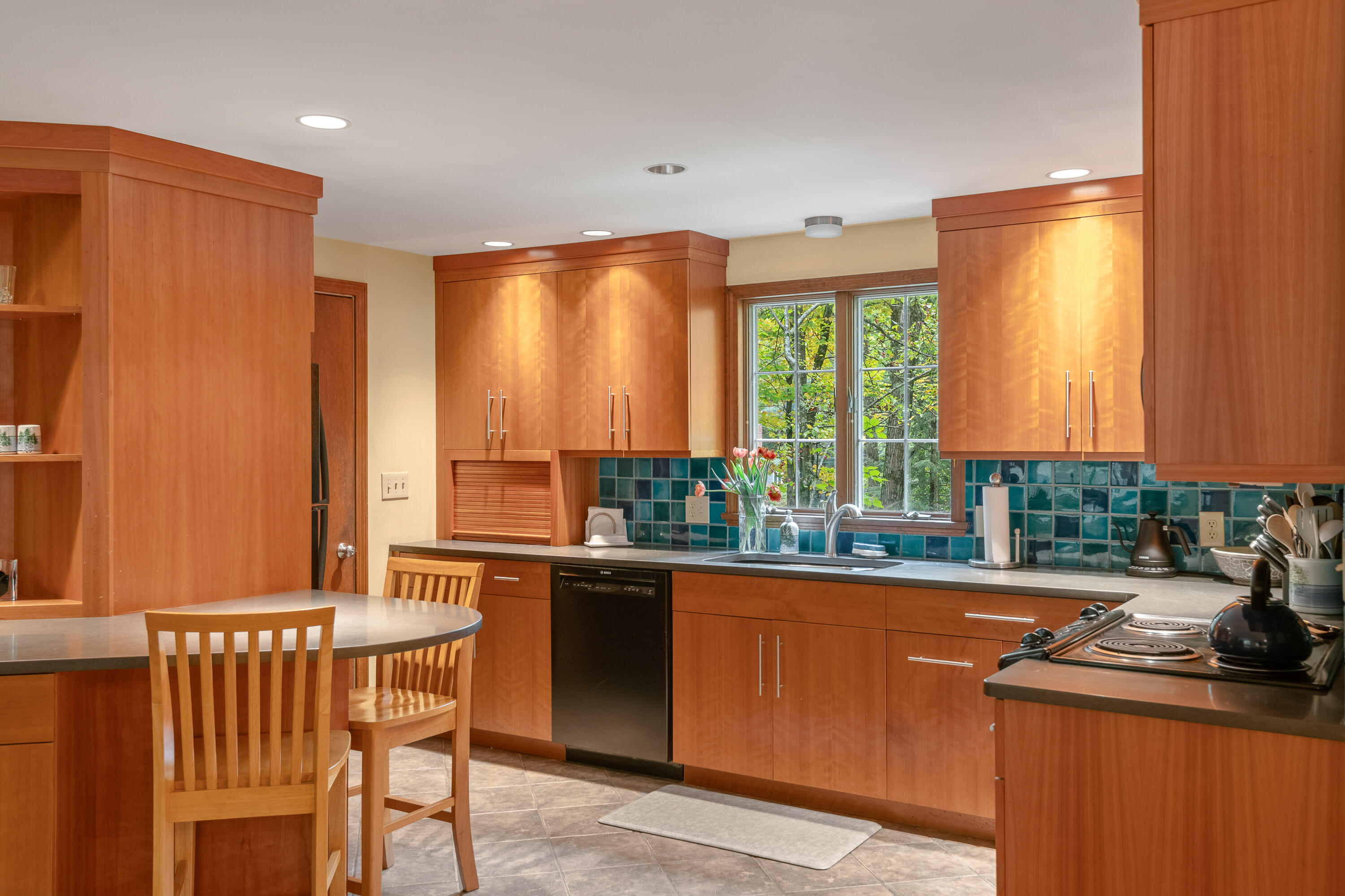 12 Acorn Lane Cumberland, ME 04021 - Photo 9 of 18 16_12 Acorn Ln_PGM_Print