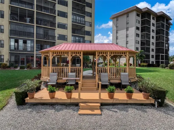 $128,000 | 117 Country Club Drive, Unit 204, Lake Placid, FL 33852