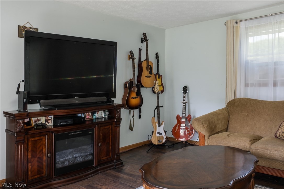 1396 East Howe Road Kent, OH 44240 - Photo 9 of 23 Gallery Image 9