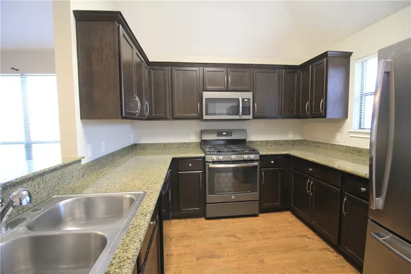 $2,000 | 2010 Turning Leaf Drive, Bryan, TX 77807