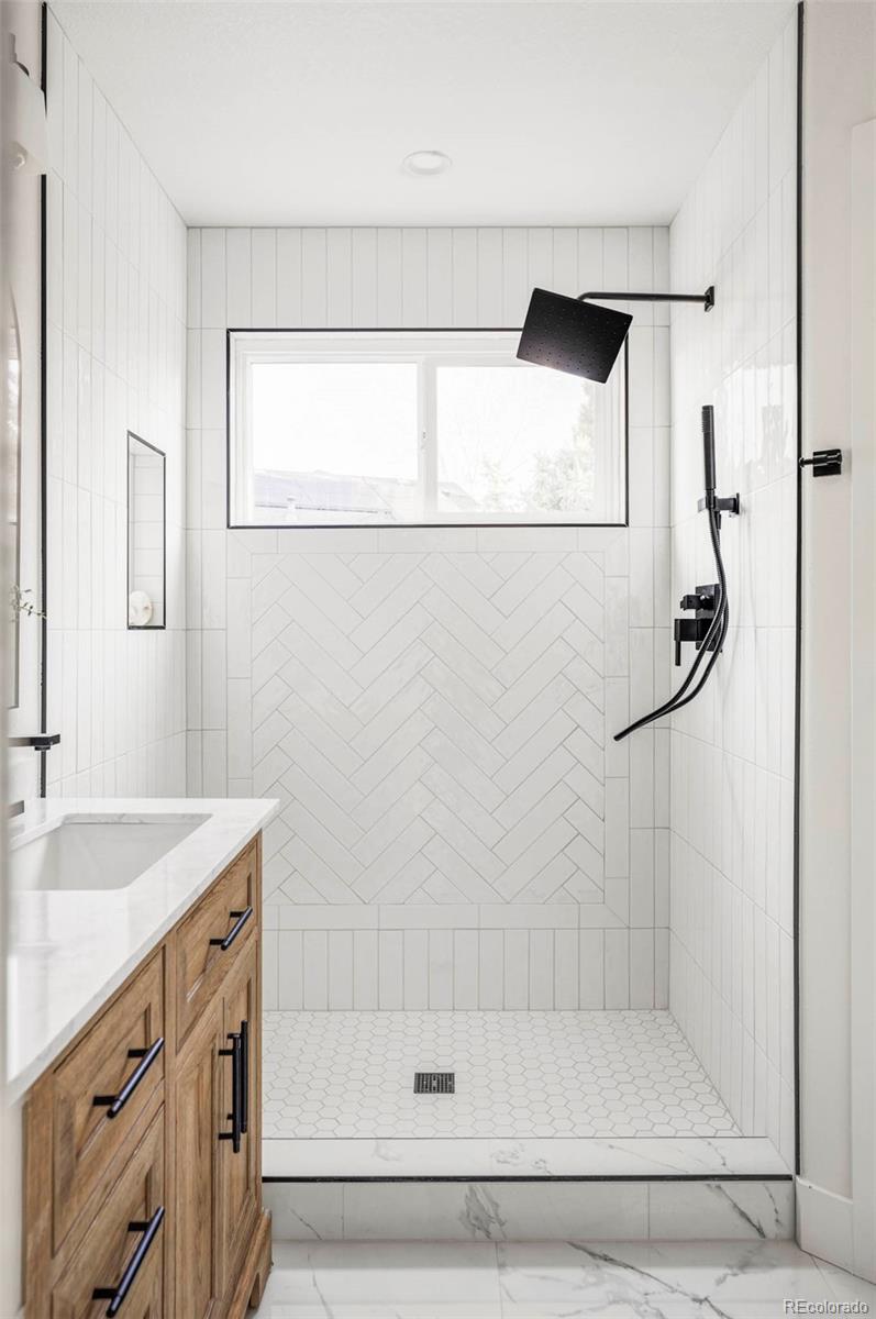 10499 Cheetah Winds Lone Tree, CO 80124 - Photo 13 of 22