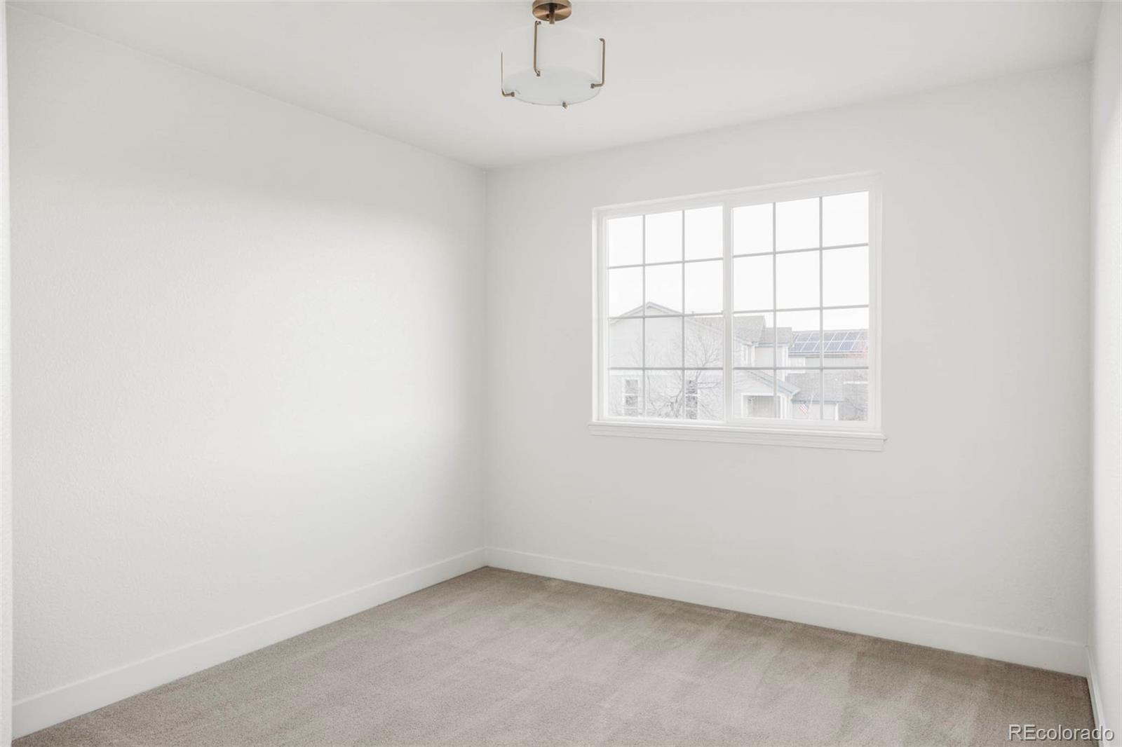 10499 Cheetah Winds Lone Tree, CO 80124 - Photo 16 of 22