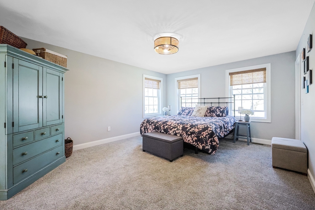 22 Mohawk Circle Georgetown, MA 01833 - Photo 17 of 39