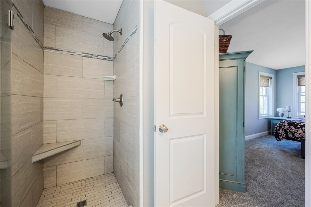 22 Mohawk Circle Georgetown, MA 01833 - Photo 20 of 39