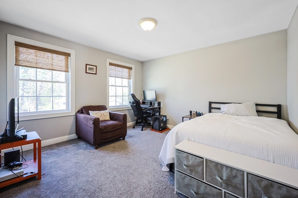 22 Mohawk Circle Georgetown, MA 01833 - Photo 25 of 39