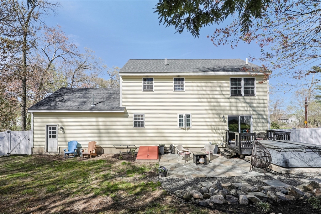 22 Mohawk Circle Georgetown, MA 01833 - Photo 31 of 39