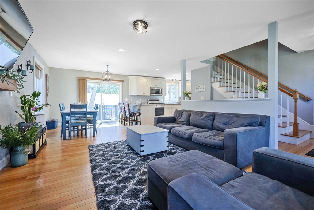 22 Mohawk Circle Georgetown, MA 01833 - Photo 8 of 39