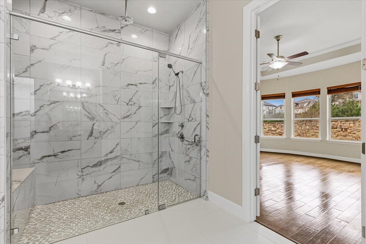 138 Challis Court Austin, TX 78737 - Photo 24 of 39