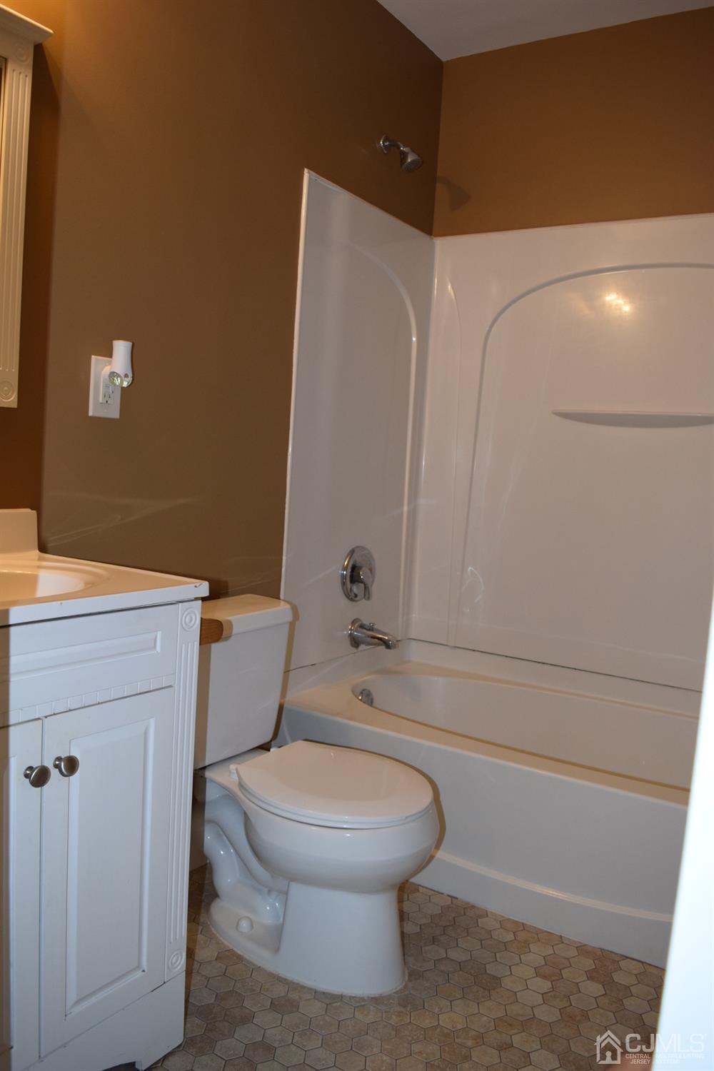 62 Winthrop Road Edison, NJ 08817 - Photo 11 of 22