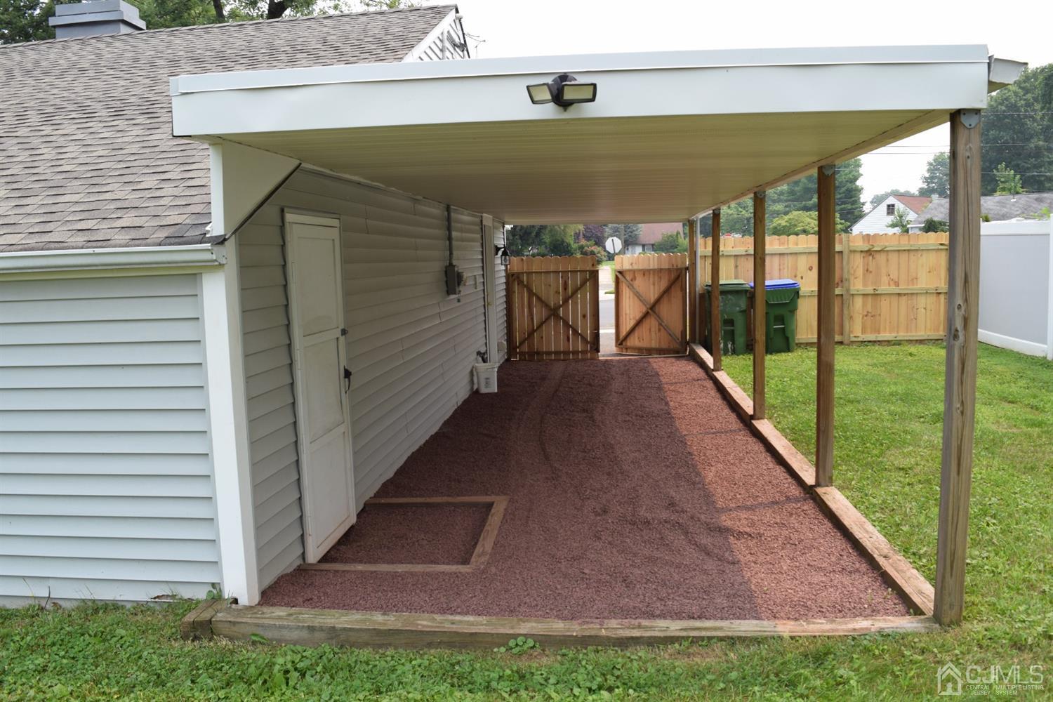 62 Winthrop Road Edison, NJ 08817 - Photo 17 of 22