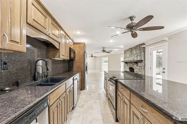 $867,000 | 1900 Capri Road, Valrico, FL 33594