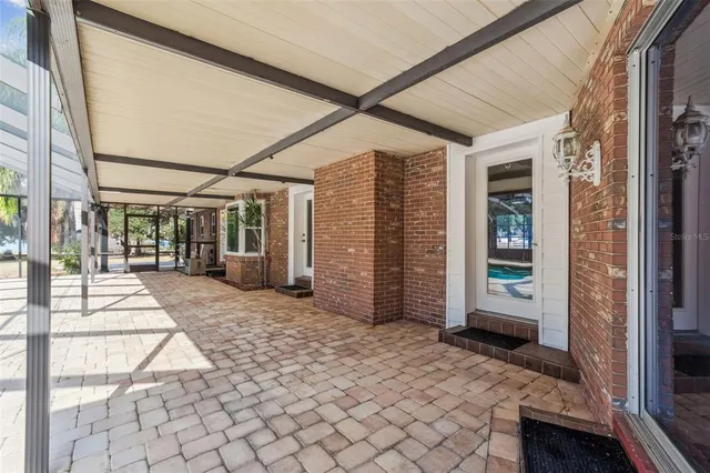 $867,000 | 1900 Capri Road, Valrico, FL 33594