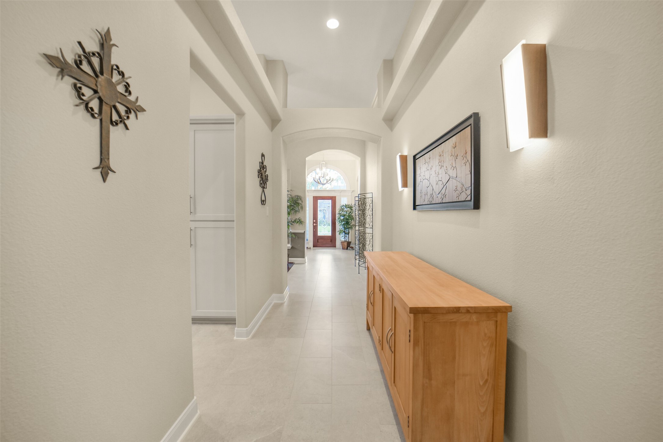 1310 Lambourne Circle Spring, TX 77379 - Photo 24 of 50 View of entry from family room area