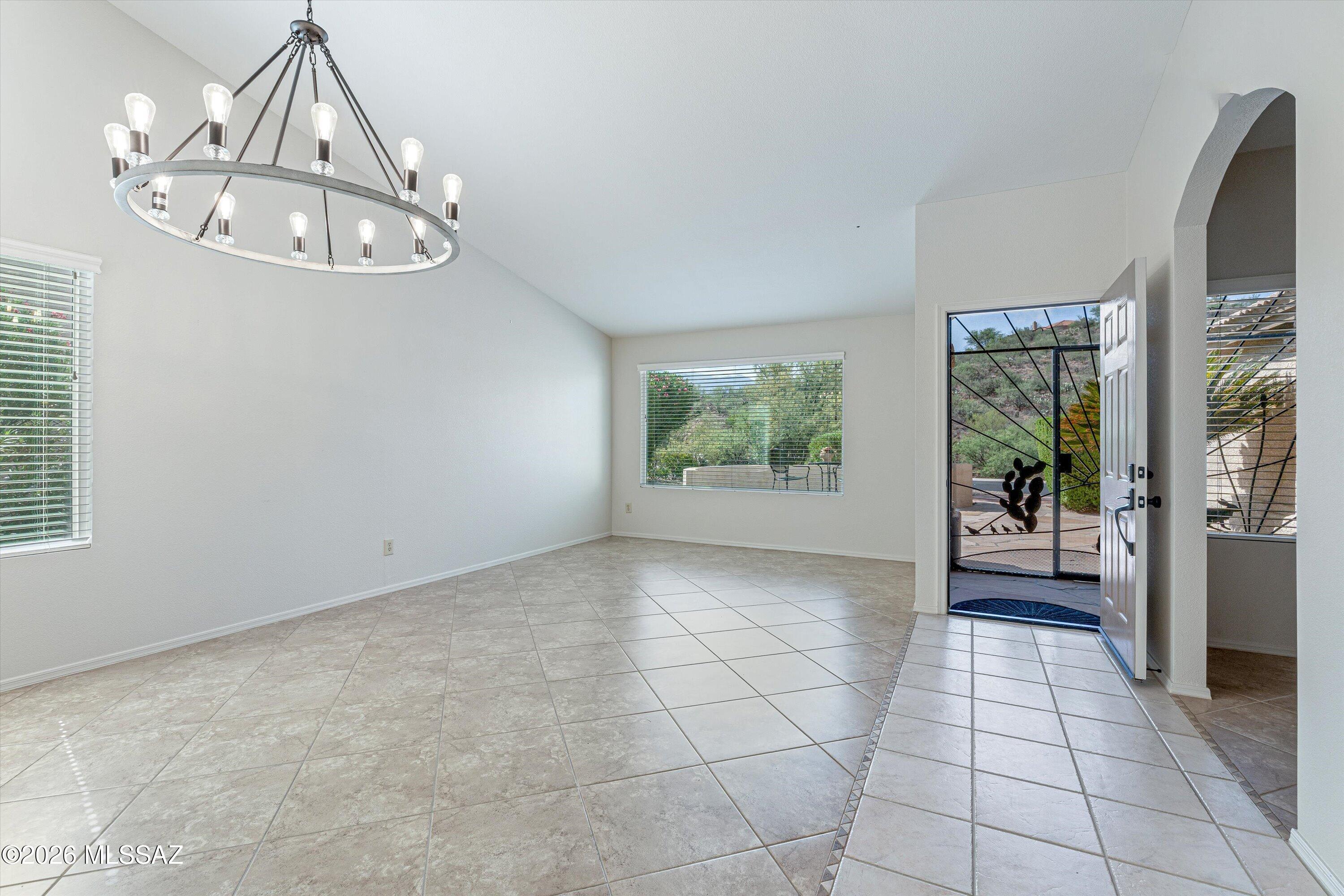 36972 South Highland Ridge Drive Tucson, AZ 85739 - Photo 20 of 50 Dining / Living