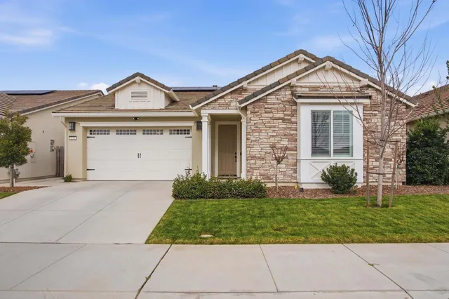$689,850 | 2131 Satinleaf Drive, Riverbank, CA 95367