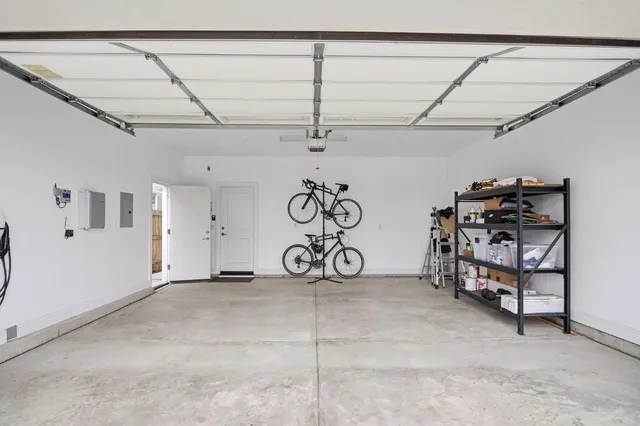 $689,850 | 2131 Satinleaf Drive, Riverbank, CA 95367