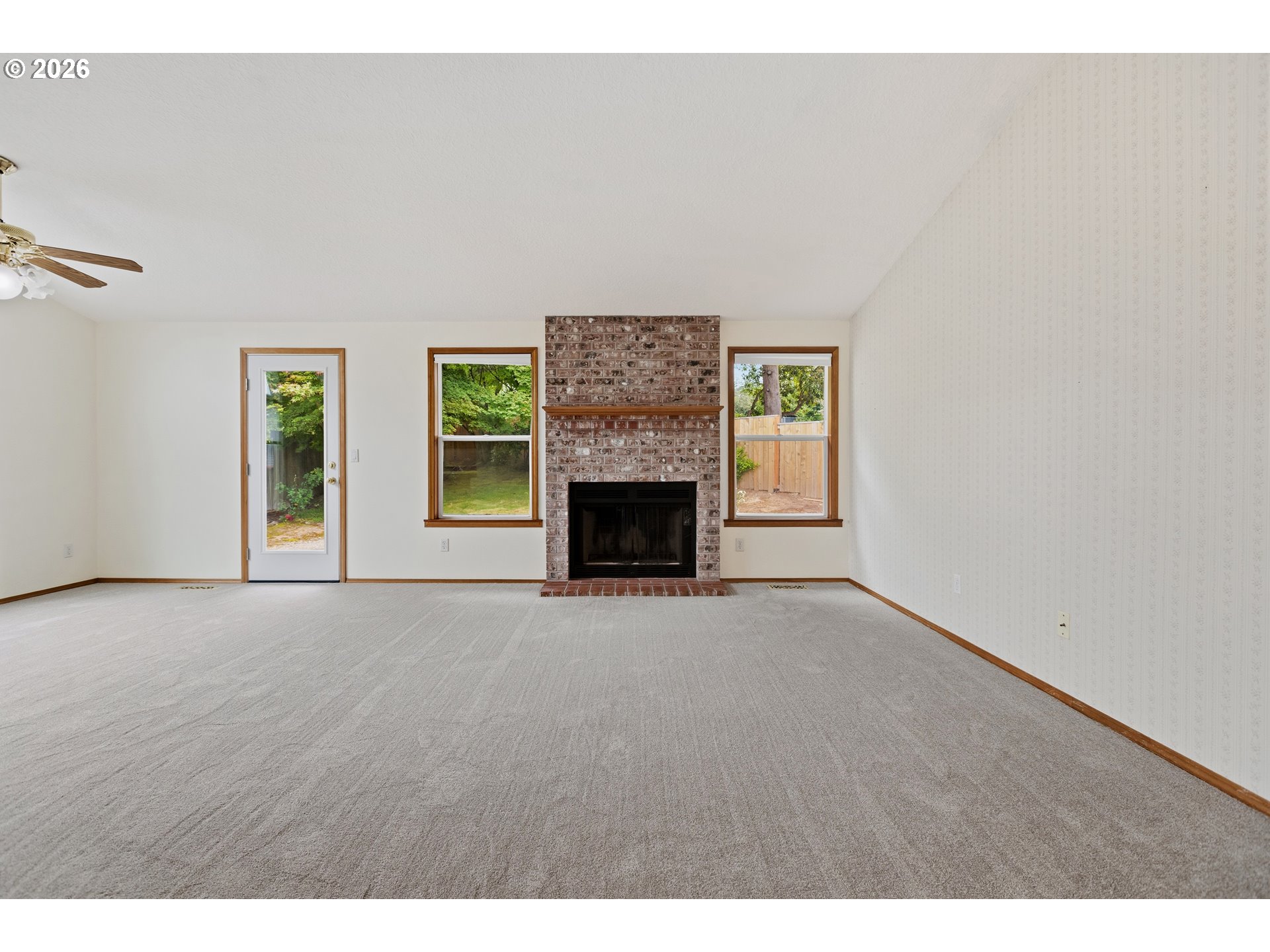 2393 Southwest 1st Street Gresham, OR 97080 - Photo 10 of 48