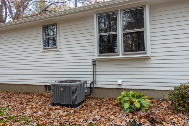 $485,000 | 296 Liberty Highway, Putnam, CT 06260