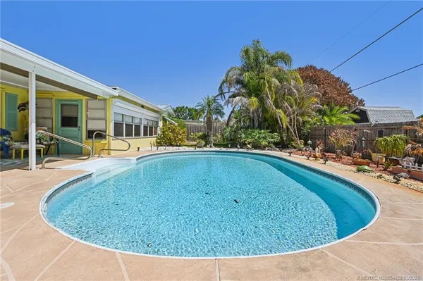 $425,000 | 1572 Northeast 22nd Street, Jensen Beach, FL 34957