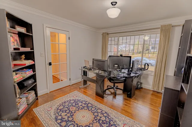 $5,400 | 308 Old Courthouse Road Northeast, Vienna, VA 22180